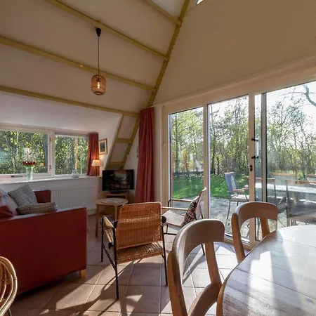 Feriehus Near Groote Keeten