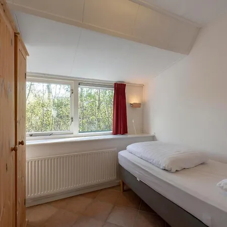 Semesterbostad Near Groote Keeten